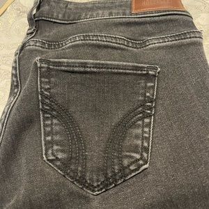 Hollister skinny jeans size 26 (size 3)